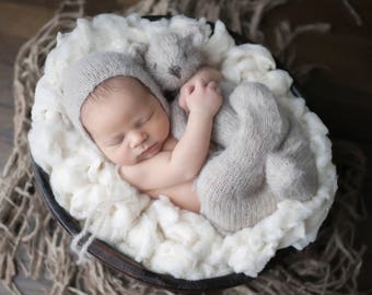 NEW COLORS Newborn baby Footed pants and Bonnet set/ Luxury yarn Photography Prop/ Baby Alpaca