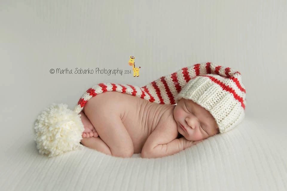 Newborn Baby CHRISTMAS Knitted Striped Elf Hat for Photography Props