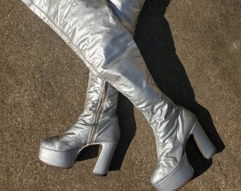 Vintage 1970s Platform Boots • Over the Knee Silver Boots • Rockabye Hamlet • Broadway Wardrobe Sci-Fi Burlesque Boots Size 6