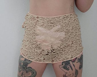 Vintage 1940s Lingerie Lace Eves Leaves Tap Shorts • Risque Fig Leaf Bloomers Rare