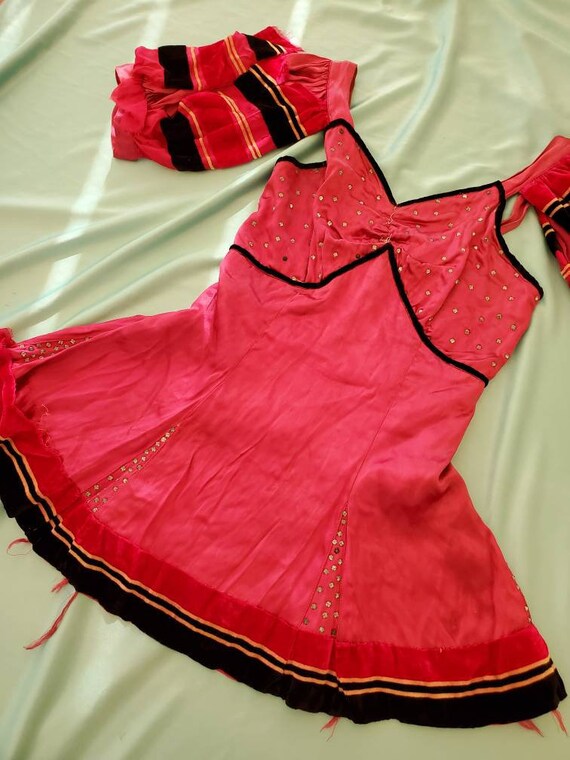 Vintage 1930s 40s Magenta Satin Showgirl Costume •