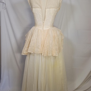 Vintage 1950s Sweetheart Lace Wedding Gown 26 Inc…
