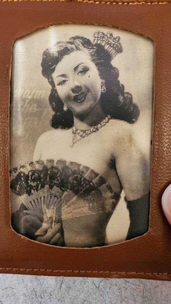 Vintage 1940s 1950s Lenticular Photo Pinup Wallet… - image 5