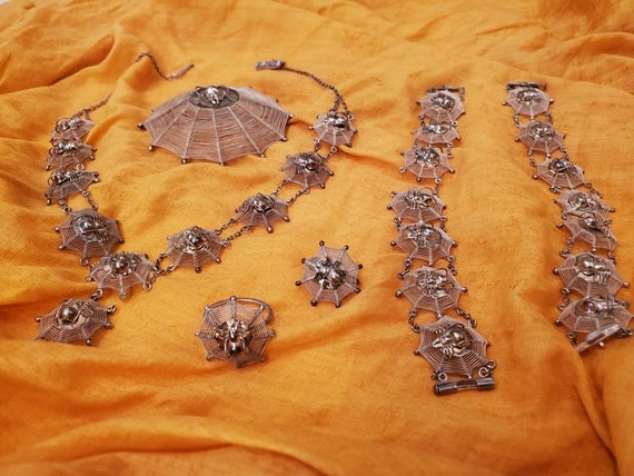 Antique Victorian Spiderweb Jewelry Set • 1900s Vi