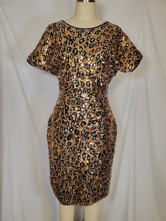 green emerald velvet dress Carmen Marc Valvo Women's Gold Tone Texture Print Mini Dress Black / 8