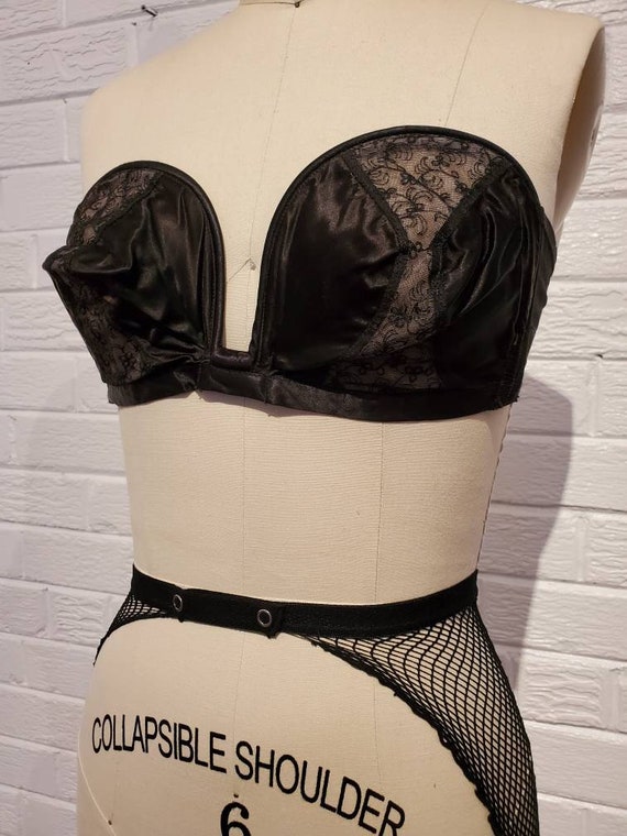 Vintage 1950s Strapless Bullet Bra • Overwire Bra