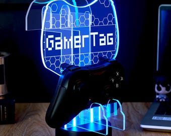 パーソナライズされたゲームコントローラーとヘッドホンスタンド、ゲーマータグカスタムヘッドセットステーション、ゲーマー向けクリスマスギフト、PS5コントローラー、Xboxヘッドセットホルダー