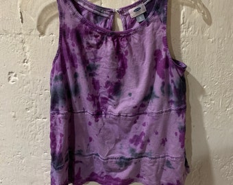 old navy rainbow tie dye sweatshirt
