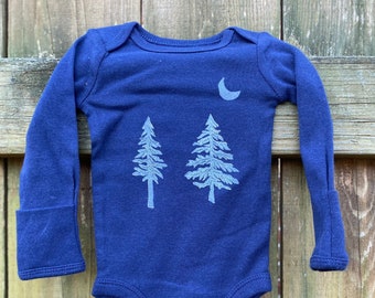 Midnight Pine Onesie - Newborn Size - Cotton Long Sleeve Onesie - Midnight Blue Onesie with White Block Print - READY TO SHIP