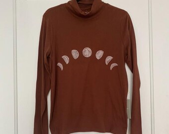 Onion Moon Phases Long Sleeve Turtleneck Shirt - Rosewood Shirt with White Moons - Size Large Femme - READY TO SHIP