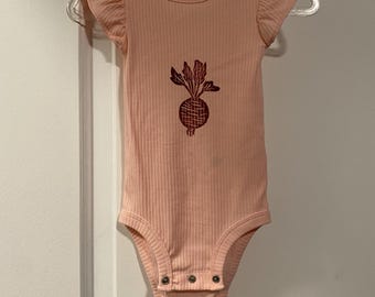 Beet Belly Onesie - 6 month size - Short Sleeve Cotton Ribbed Ruffle Onesie - Pale Pink Onesie with Red Block Print - READY TO SHIP