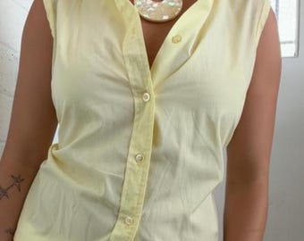 Vintage Miss Fashionality gele mouwloze blouse met knoopjes, maat M (9-10)