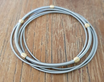 Set Silber Gitarre Saiten Armbänder-Metall Coiled Beads Gitarre Armband-Set 5 Feder Saiten Silber Gold-Gitarre Stainelss Stahl Armbänder Set