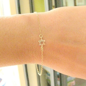 Gold star bracelet Star of David Tiny David star charm Jewish star Tiny star Thin dainty star bracelet