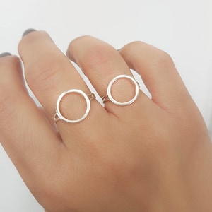 Open circle ring silver,Karma ring,Sterling silver 925 circle ring,Geometric ring,Full eternity ring,Best friends ring
