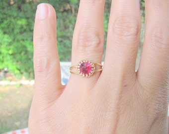 Mother Day - Ruby stone ring Gold fuchsia Vintage pink Swarovski crystal  Stacking ring cocktail ring