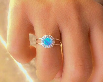 Opal ring Silver blue opal ring turquoise opal cocktail ring dainty silver ring