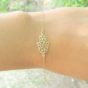 Gold hamsa bracelet everyday jewelry Dainty Hamsa hand bracelet