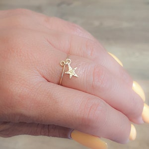 Thin Starfish Ring - Adjustable Sea Star Ring - Dangle Charm Ring - Charm Ring - Dangle Ring - Gold Filled Thin Ring