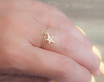 Anillo fino de estrella de mar - Anillo ajustable de estrella de mar - Anillo colgante con dije - Anillo con dije - Anillo colgante - Anillo fino chapado en oro