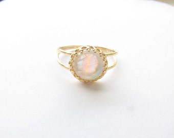 Mother Day - Moonstone ring Gold Moonstone rainbow Natural gemstone jewelry