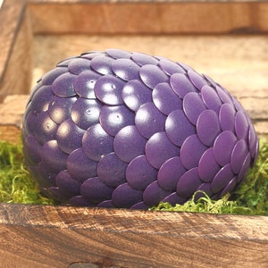 Purple Dragon Egg fades from lavender image 1