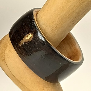 Black wood ring size 6 two tone ebony and primavera bent wood