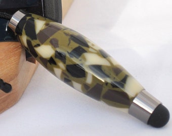 Camouflage mini stylus for touch screen device