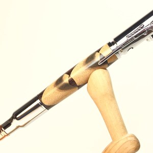 Harlequin bolt action pen in chrome setting image 4