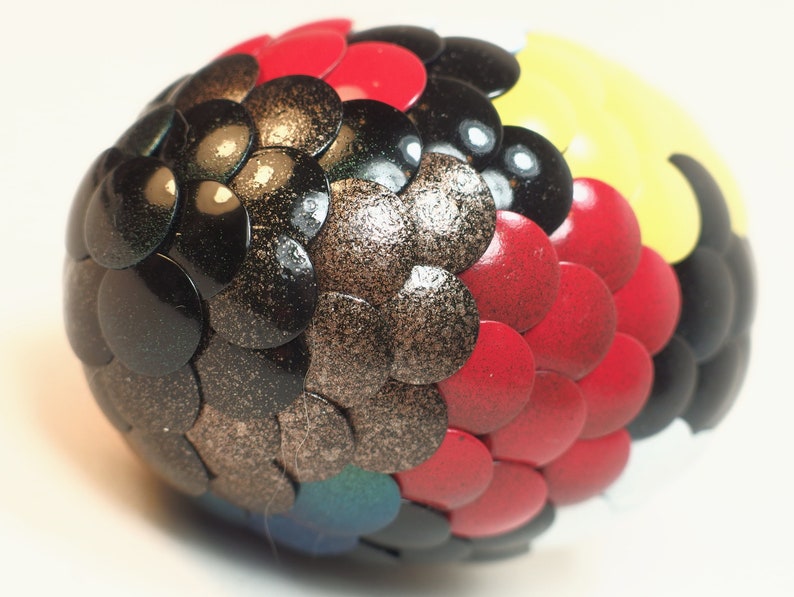 Calico Dragon Egg features multi-color scales image 4