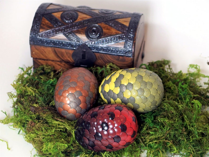 Calico Dragon Egg features multi-color scales image 10