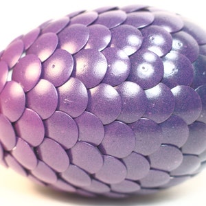 Purple Dragon Egg fades from lavender image 5