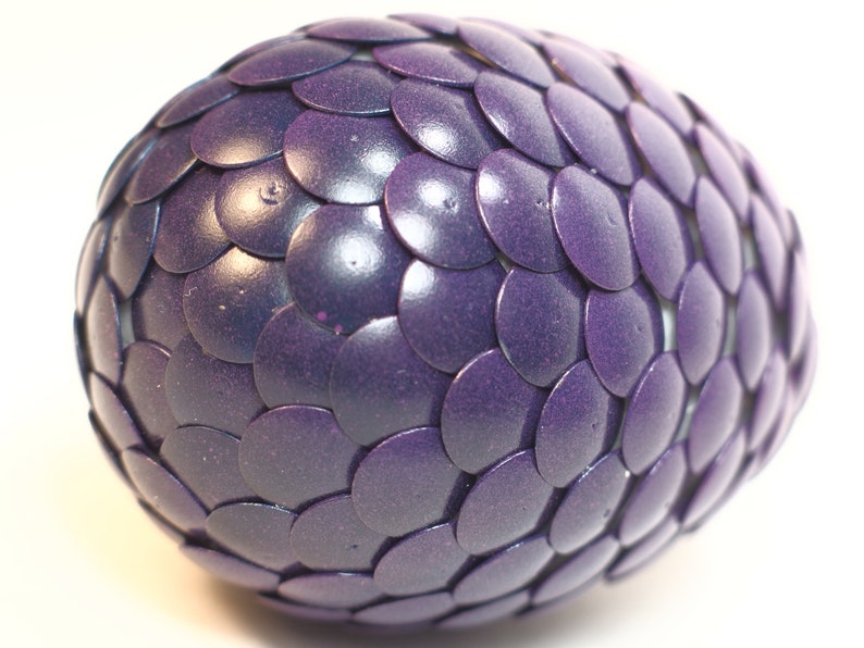 Purple Dragon Egg fades from lavender image 7