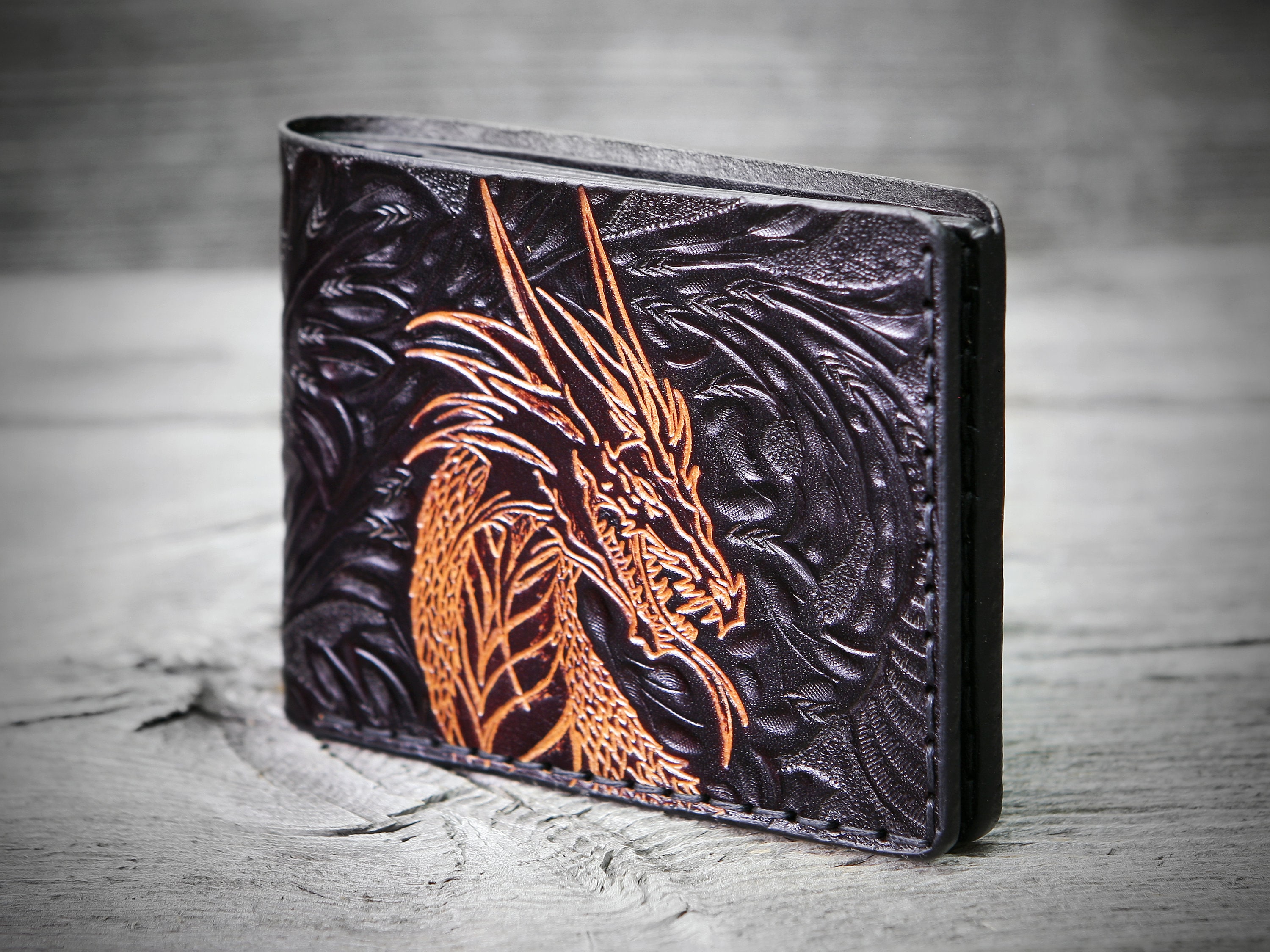 High Quality Genuine Leather Men Wallets Cool Dragon Warrior Printing Short Card Holder Purse Luxury