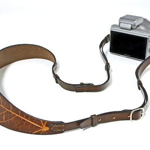 Leather Camera Strap. Genuine Italian Full Grain Vegetable Tanned Leather with True Leaves Autumnal Design, Free Personalized, Made in Italy