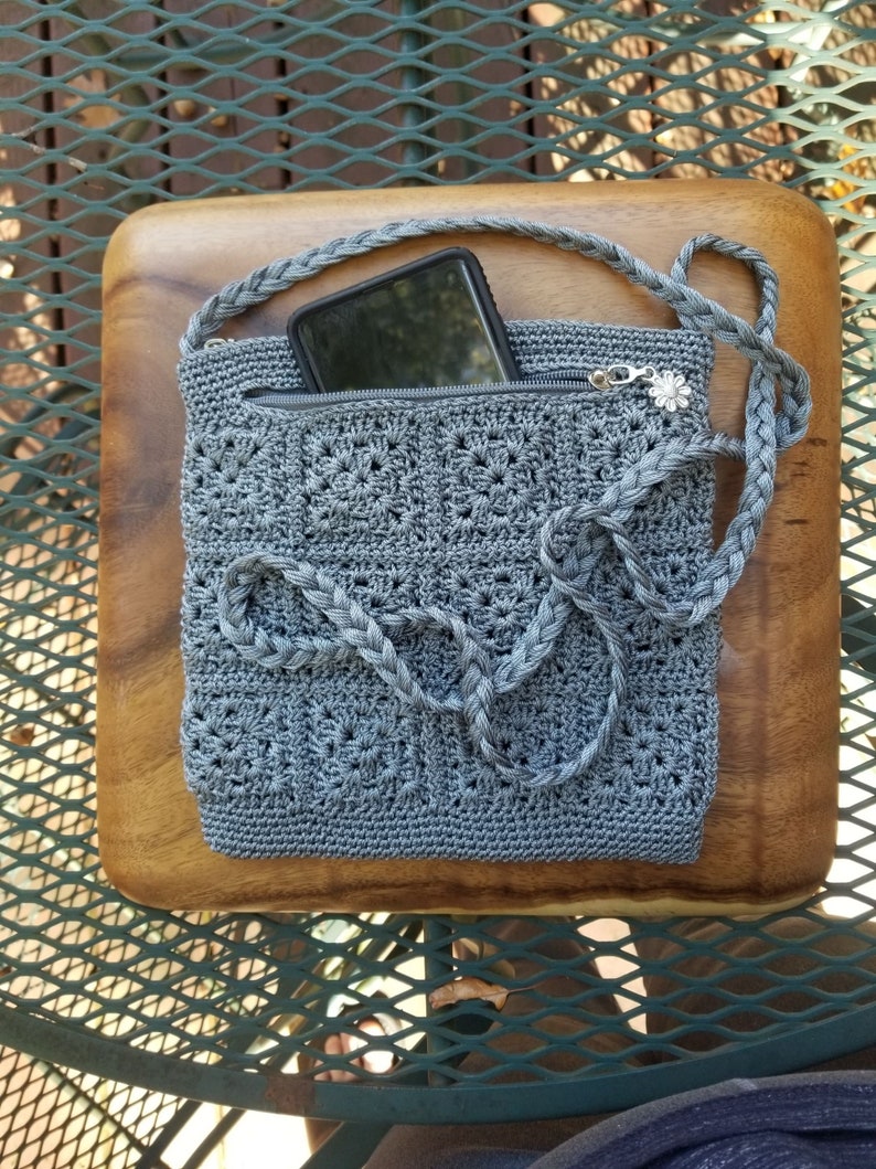 double pocket purse, braided strap, lined pockets, crochet nylon image 2