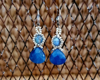 boucles d'oreilles Jade bleu boho boucles d'oreilles faites à la main perle de rocaille boucles d'oreilles cousues à la main m'habiller boucles d'oreilles