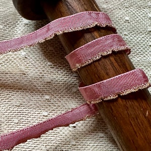 Vintage 1900's Victorian silk ribbon pink 9/16 inch wide P055