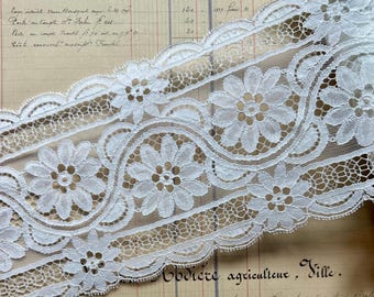 Vintage White Detailed Floral French Lace - Made in France - 5 1/2” in Width - 1 Yard