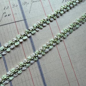 1 Yard Vintage Delicaat roze en lichtgroen gevouwen lintrand - zijden lint - 5/16" breed - mokuba - gemaakt in Japan