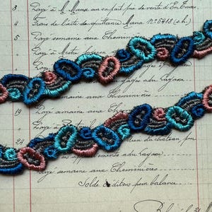 1 mètre de long, rare bordure florale antique française bleu turquoise métallique - magnifique rayonne de soie et bordures en métal - 9/16" de largeur - fabriqué en France - 1920