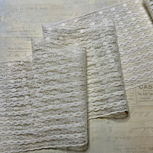 1 Yard 5” Soft Light Ivory Lace Trim - New Old Stock