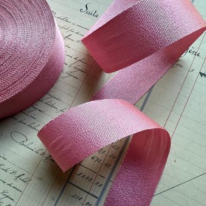 1 Yard Vintage Pink Sheen Webbing Ribbon Trim - 15/16” width
