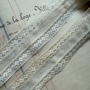 1 Yard Vintage Zarte Bunt Cremefarbene Baumwollspitze Spitzenband - 1 7/16 ”Breite