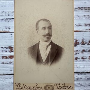 Authentique carte de meuble française vintage antique - Vintage original pour les journaux indésirables ou les collectionneurs - 1 grande carte