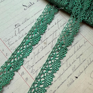 Vintage Emerald Green Soft Rayon gewebte französische Zierborte - 1 Yard - 3/4 ”breit - Importiert aus Frankreich