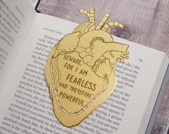 Segnalibro in ottone Frankenstein - Segnalibro cuore anatomico - Citazione di Mary Shelley - Regalo per gli amanti dei libri - Segnalibro - Segnalibro in metallo