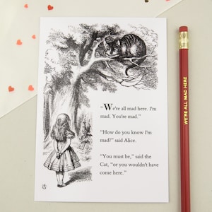 Carte postale Lewis Carroll - cadeau Alice au pays des merveilles - cadeau littérature - cadeau pour amoureux des livres - citation chat du Cheshire - citation Lewis Carroll