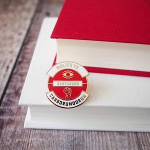 Nolite Te Bastardes Carborundorum Enamel Pin - The Handmaids Tale Enamel Pin - Dystopian Literature Collection - Book Lover - Feminist Pin image 4