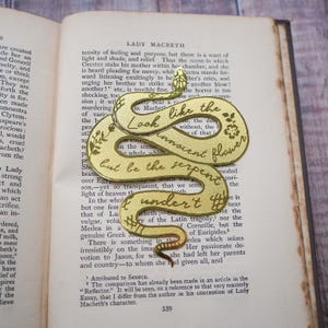 Marcapáginas de latón de Lady Macbeth - Marcapáginas con cita de Shakespeare - Regalo para lectores y amantes de los libros - Marcapáginas - Marcapáginas de metal - Marcapáginas de serpiente